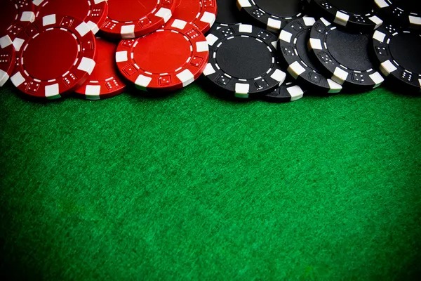 Texas Hold'em Bonus dealer table with community cards and betting layout